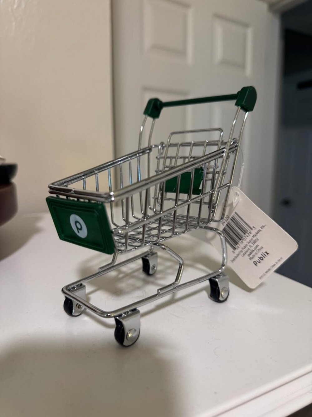 NWT Publix Miniature Metal Shopping Cart Collectible Desktop Decor